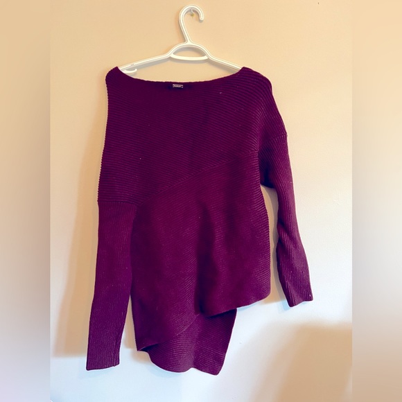 Marciano asymmetrical burgundy sweater dress - Picture 2 of 2